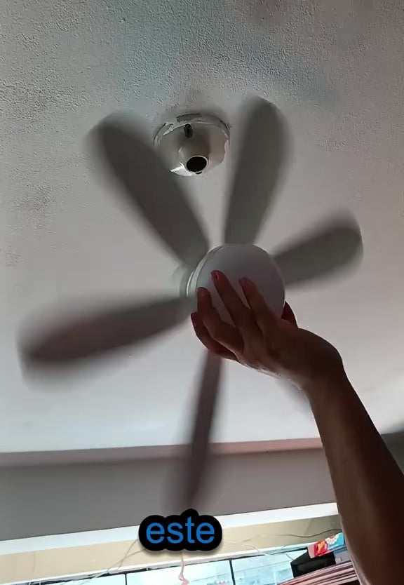 Ventilador con Luz LED Bell+Howell - 2 en 1 (1000 Lúmenes)